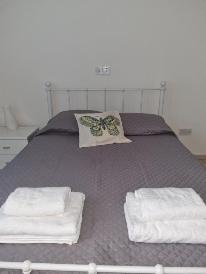 Cosy One Bedroom Apartment In Pafos Esterno foto