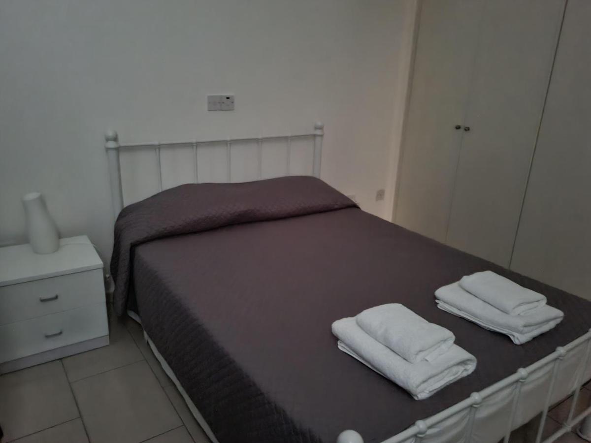 Cosy One Bedroom Apartment In Pafos Esterno foto