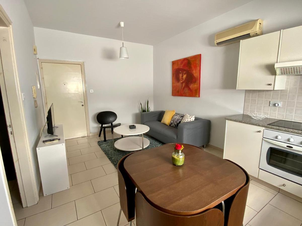 Cosy One Bedroom Apartment In Pafos Esterno foto